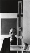 NEWMAN, ARNOLD (1918-2006) Piet Mondrian with easel * Piet Mondrian (with cigarette) in his studio.